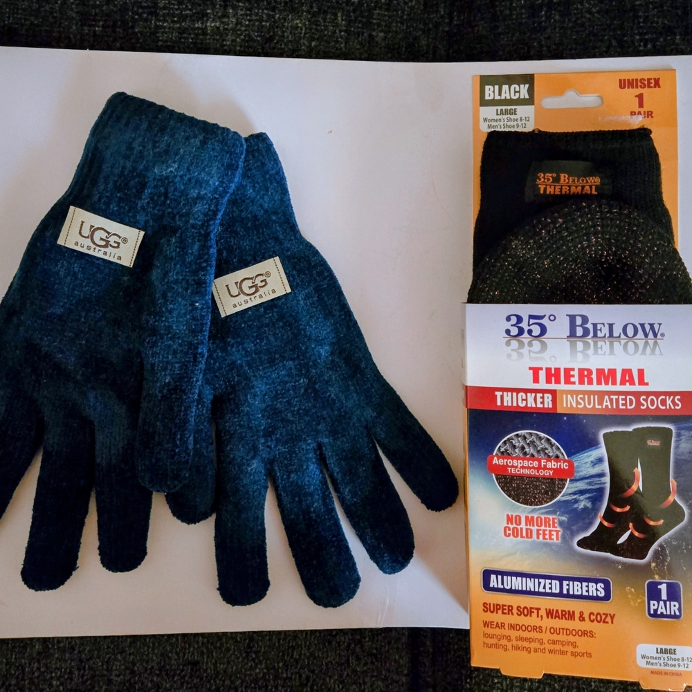 UGG Gloves And 35 Below Thermal Insulated Socks Combo.